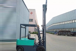 電動(dòng)叉車電池如何安全使用？
