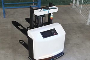 電動叉車廠家聊一聊無人叉車的發(fā)展?fàn)顩r