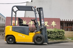 江蘇電動叉車廠家如何選拔培養(yǎng)人才？