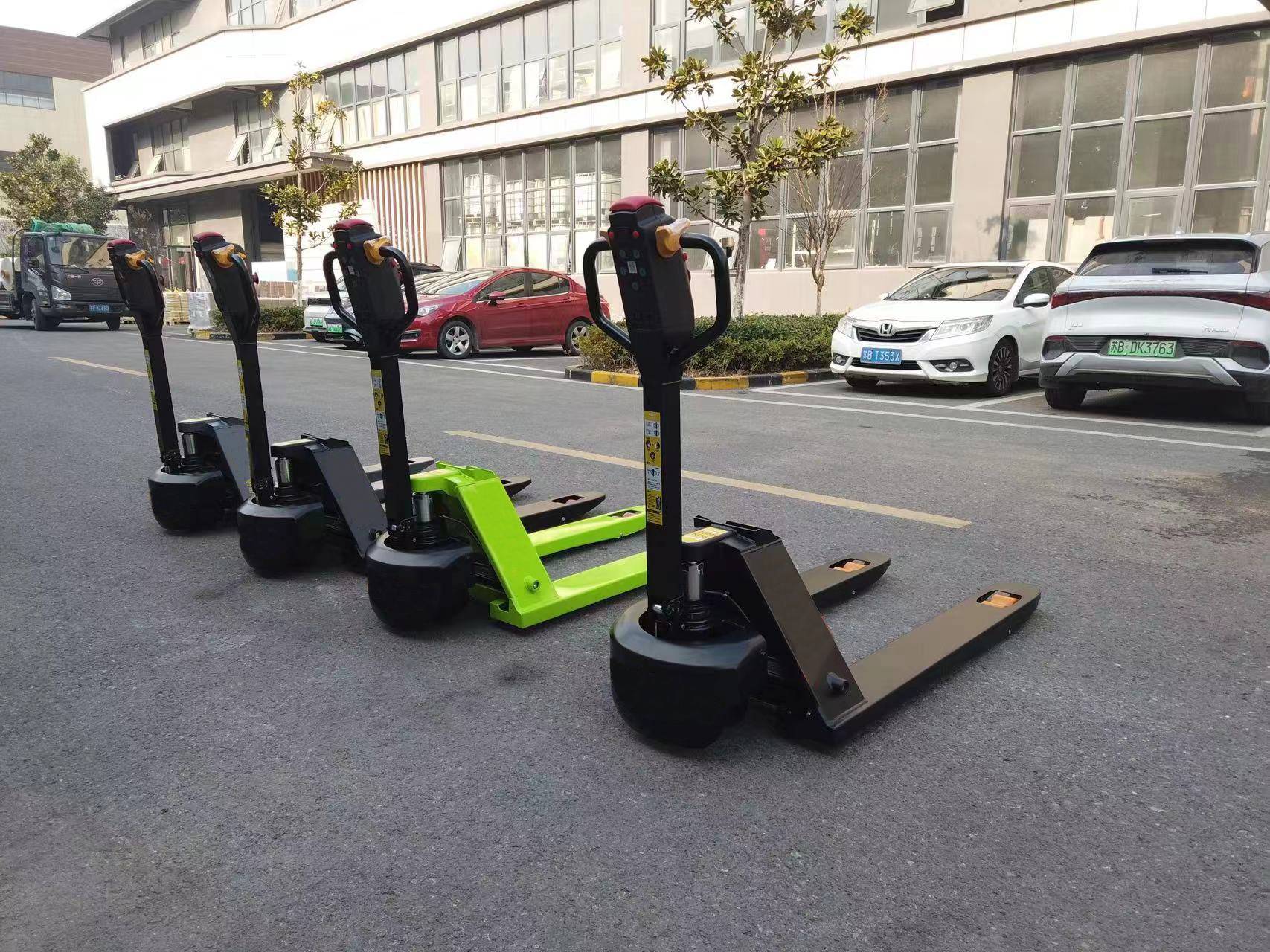 庫叉叉車